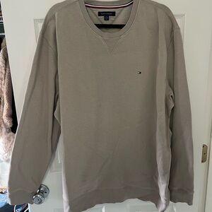 TOMMY HILFIGER men’s crewneck sweater